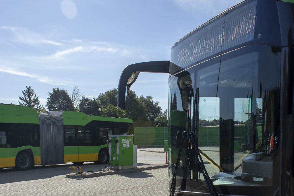 Obniżenie wykorzystania paliw emisyjnych w taborze MPK Poznań Sp. z o.o. dzięki dostawie autobusów elektrycznych, w tym z napędem wodorowym, oraz niezbędnej infrastruktury